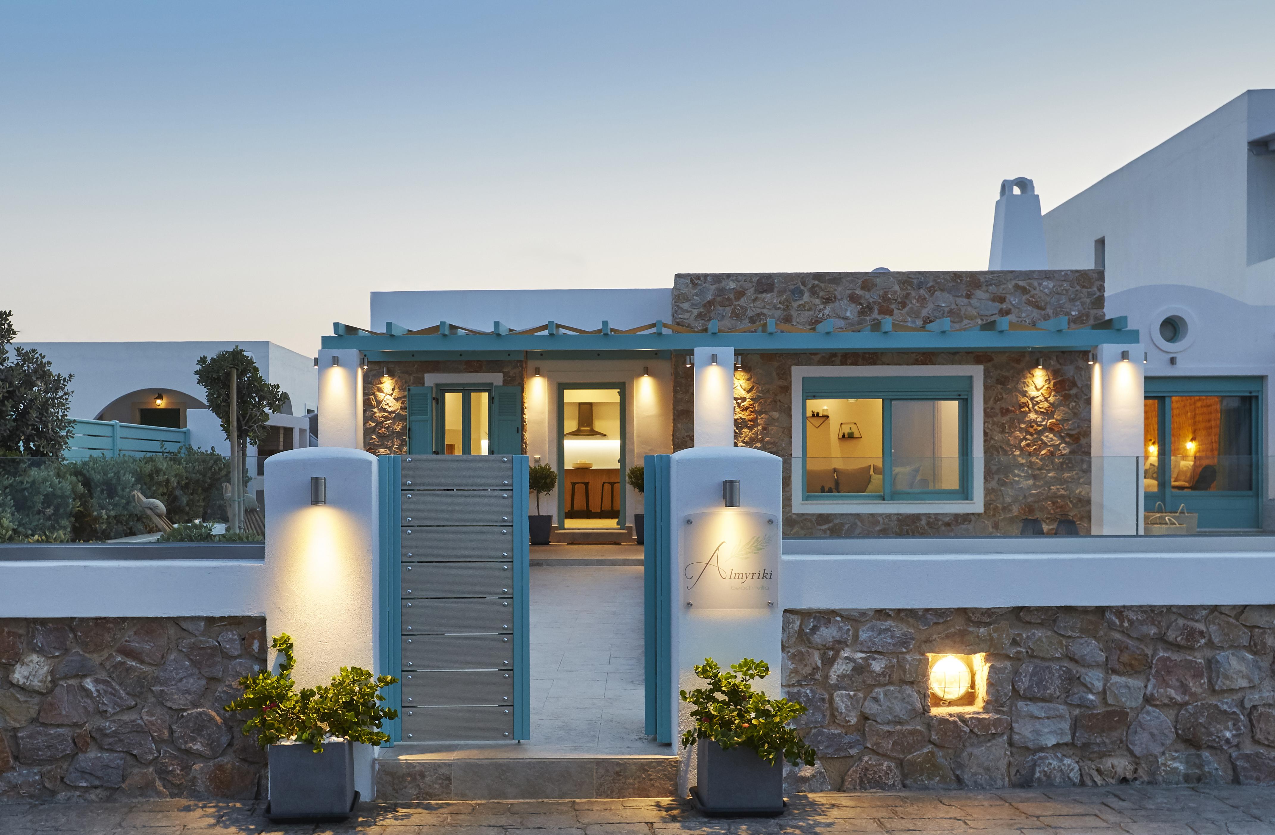 Almyriki Beach Villa โมโนลิธอส ภายนอก รูปภาพ