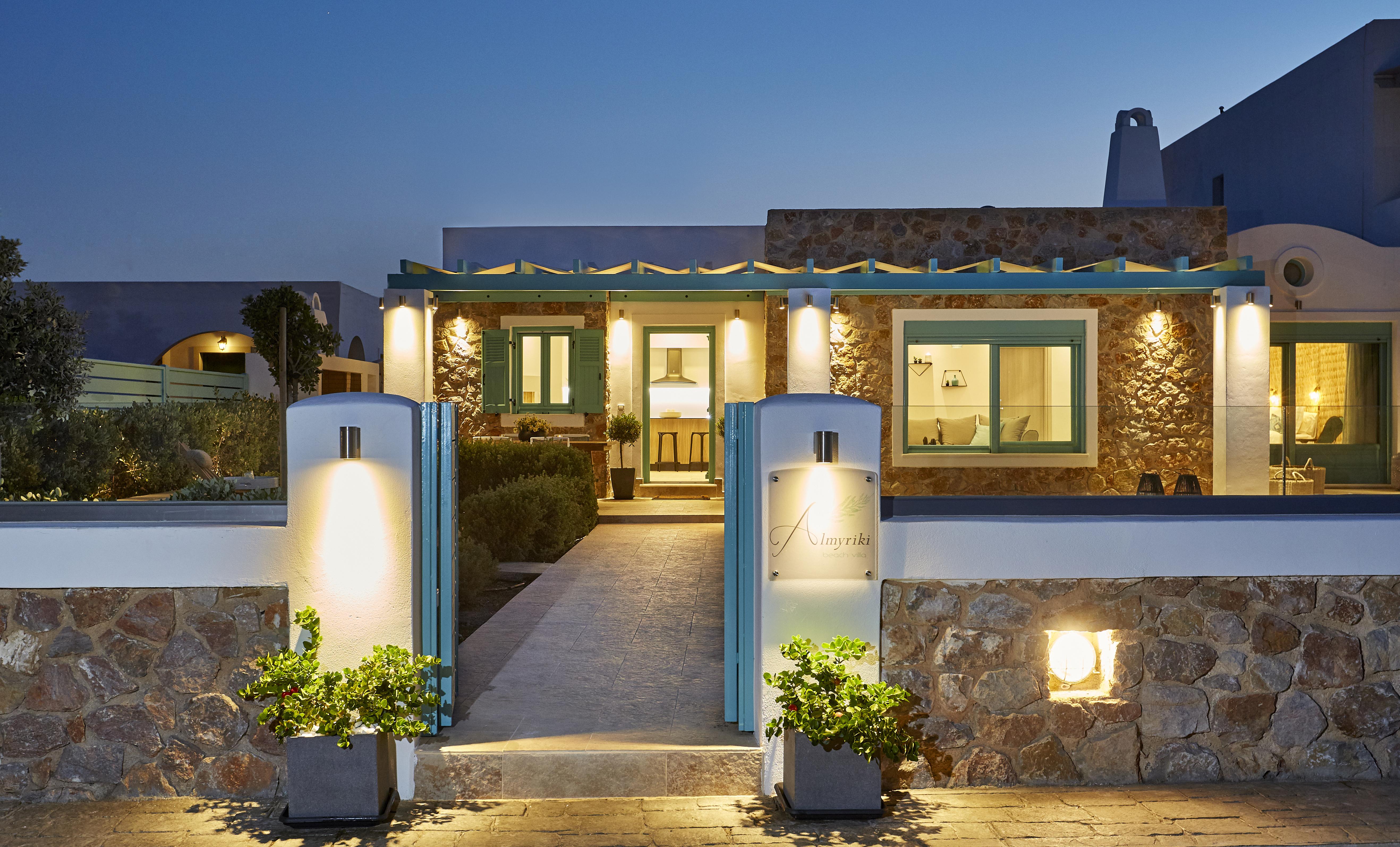 Almyriki Beach Villa โมโนลิธอส ภายนอก รูปภาพ